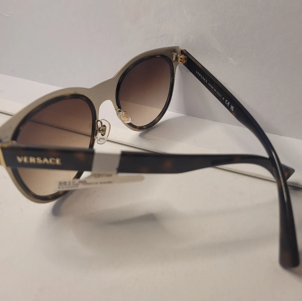NWT Versace Medusa Sunglasses